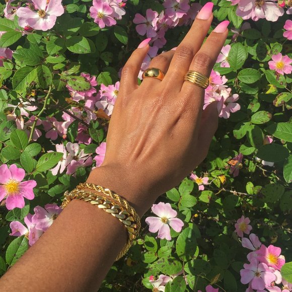 Twisted 18K Gold Chain Bracelet - Picture 2 of 12